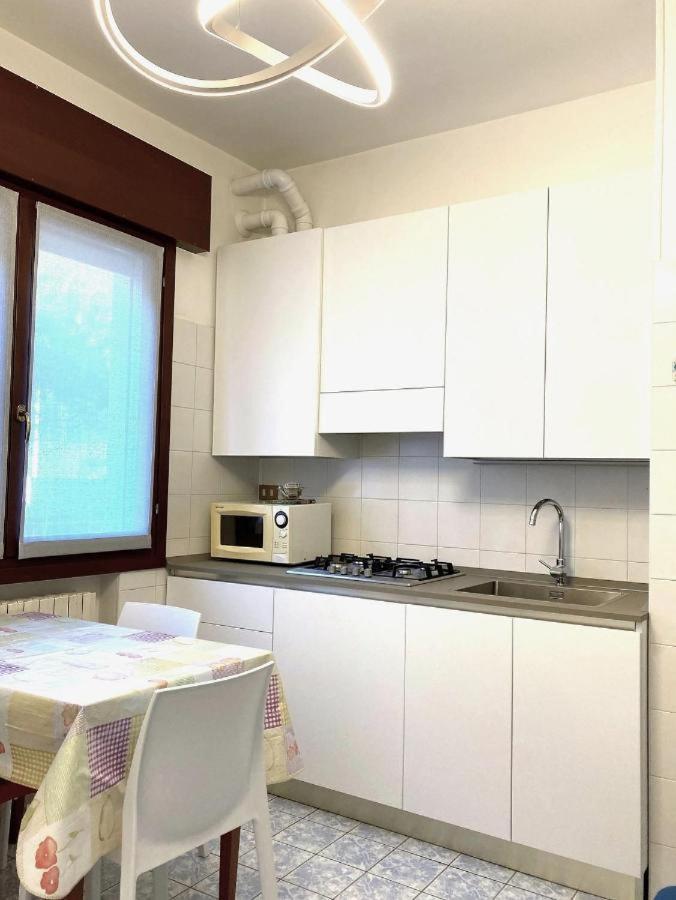 Bilocali Casa De Lazzari - Piazza Brescia - Adria Holiday Jesolo - Family Apartments المظهر الخارجي الصورة