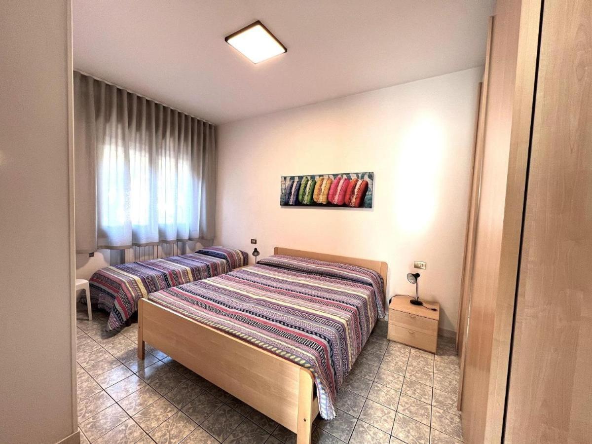 Bilocali Casa De Lazzari - Piazza Brescia - Adria Holiday Jesolo - Family Apartments المظهر الخارجي الصورة