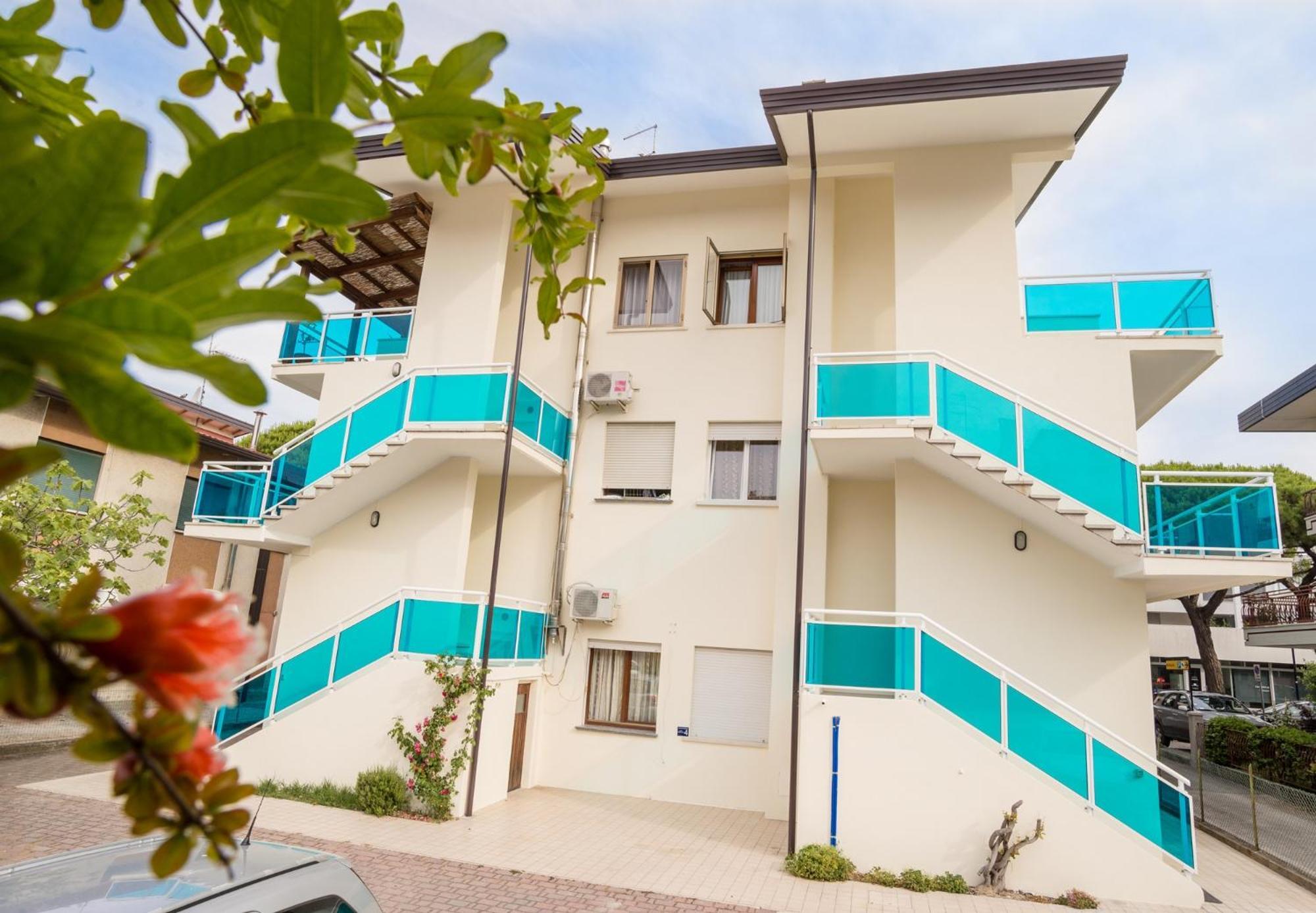 Bilocali Casa De Lazzari - Piazza Brescia - Adria Holiday Jesolo - Family Apartments المظهر الخارجي الصورة